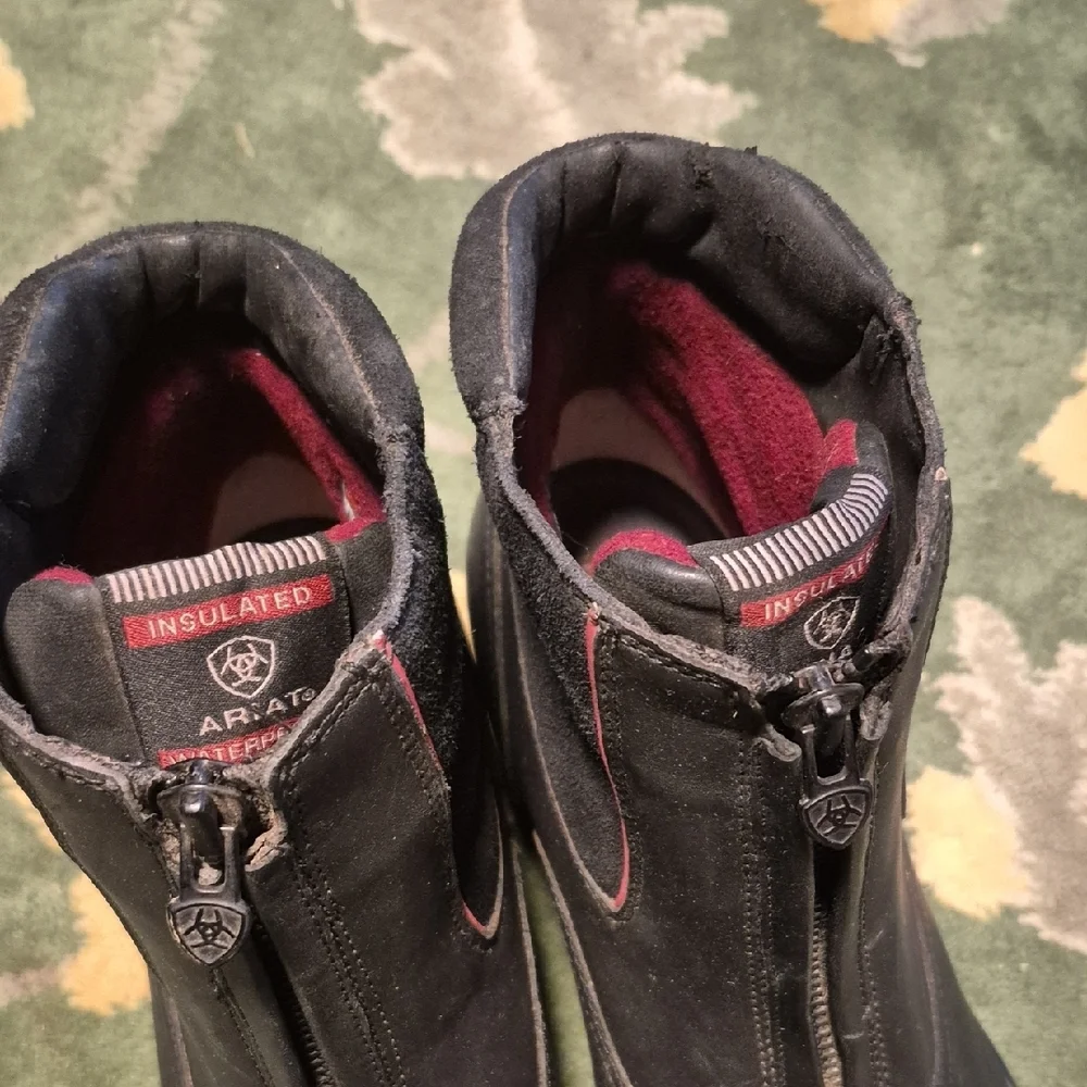 Ariat Men's Black and Red Rain Boots